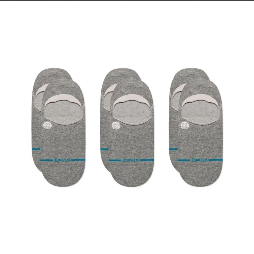 STANCE UNISEX THREE PACK NO SHOW SOCKS SEAMLESS TOE W/NO SLIP GRIP IN ICON GREY